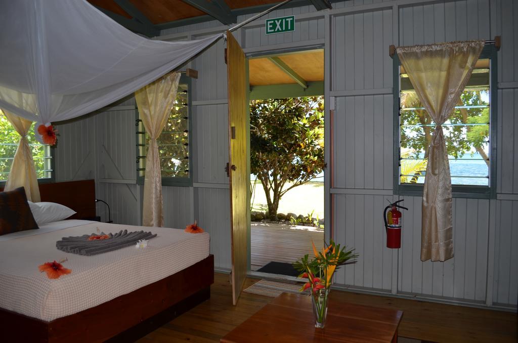 Mai Dive' Astrolabe Reef Resort Naqara Room photo